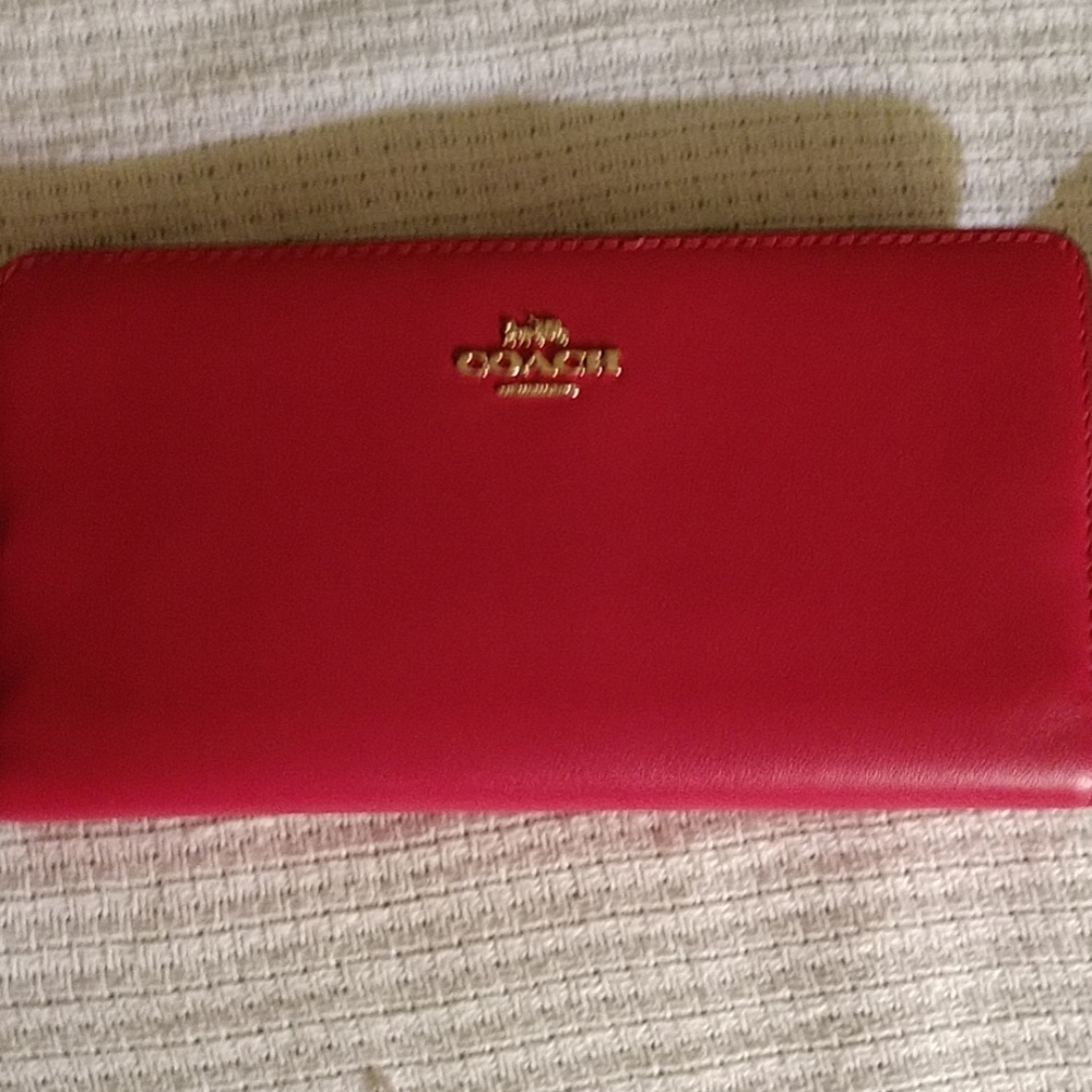 COACH "BRIGHT CHERRY" SMITH LTHR SKINNY WALLET NWT
